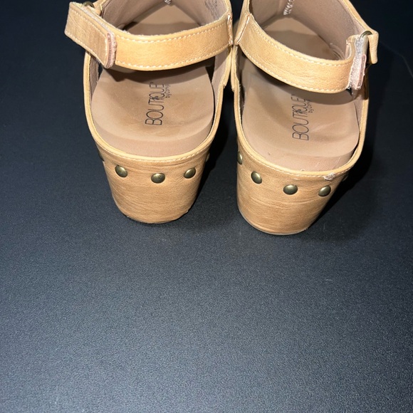 Corkys Women's Carley Wedge Sandal - Taupe Size 8 - Picture 8 of 13